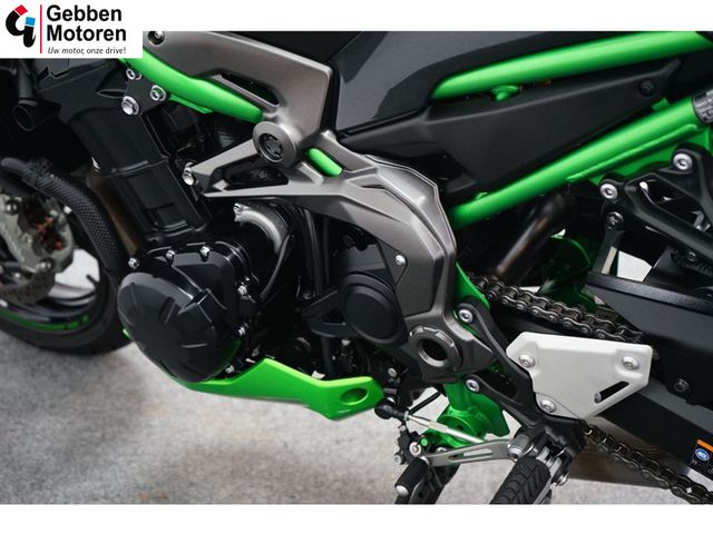 kawasaki - z900