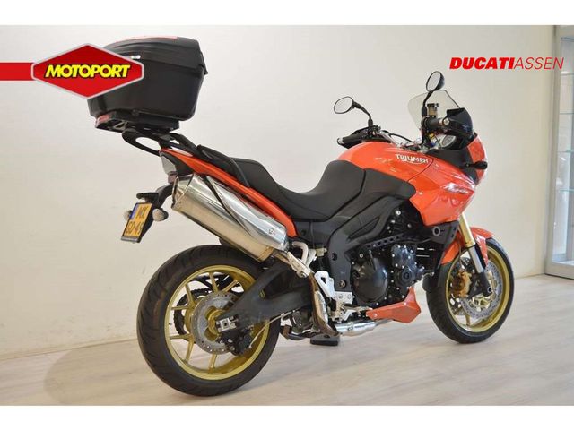 triumph - tiger-1050