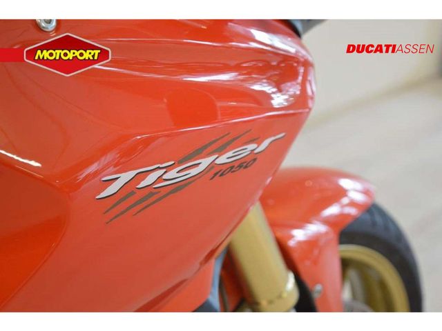 triumph - tiger-1050