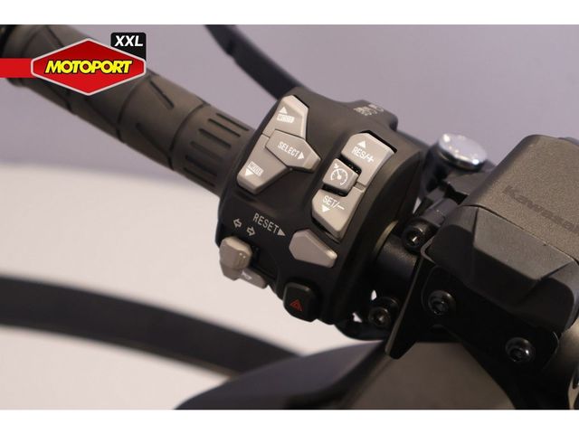 kawasaki - ninja-1100-sx