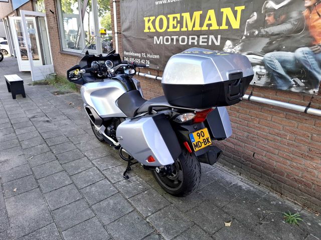 triumph - trophy-1215-se