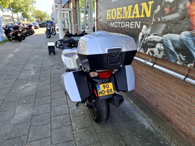 triumph - trophy-1215-se