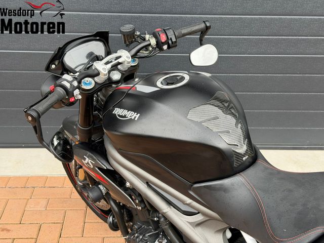 triumph - speed-triple-rs