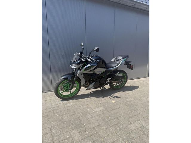 kawasaki - z500-se