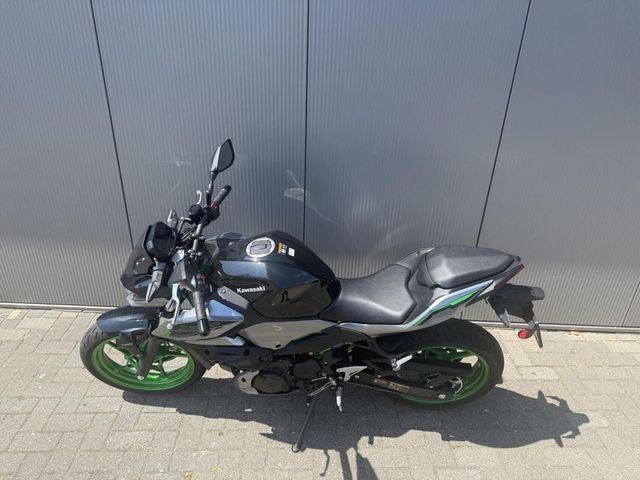 kawasaki - z500-se
