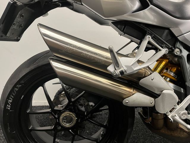 mv-agusta - brutale-1090-rr