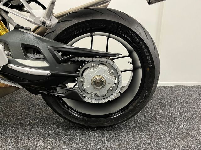 mv-agusta - brutale-1090-rr