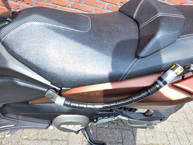 kymco - ak-550