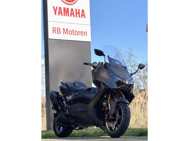 yamaha - tmax-560
