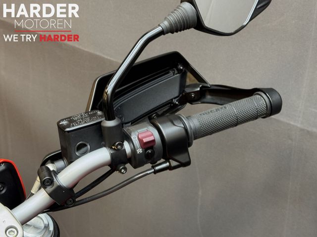 ducati - hypermotard-939