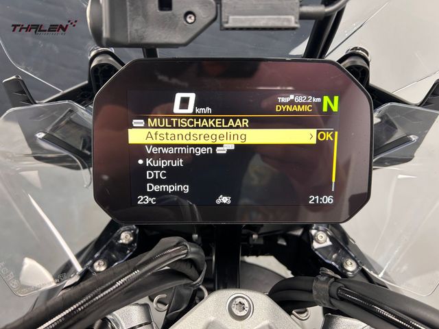 bmw - r-1300-gs-triple-black