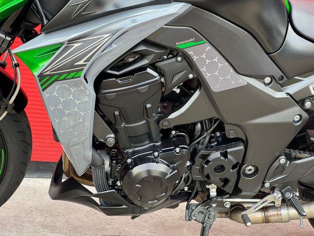 kawasaki - z1000-r