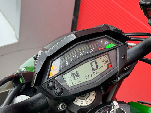 kawasaki - z1000-r