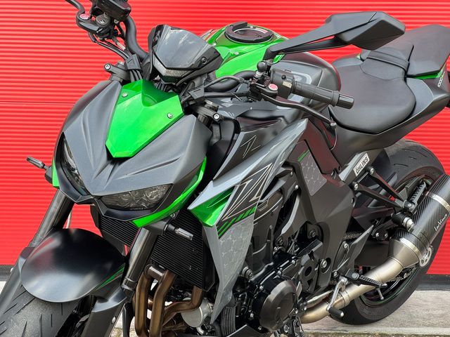 kawasaki - z1000-r