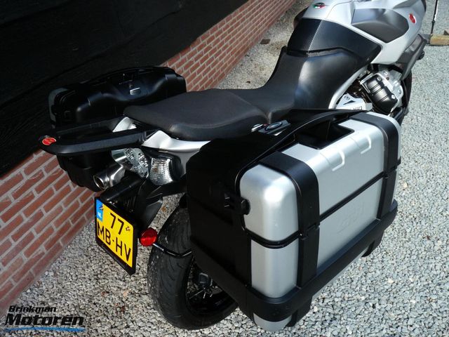 moto-guzzi - stelvio-1200-abs