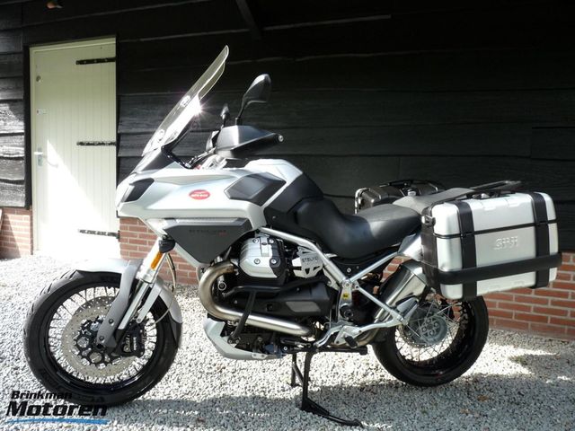 moto-guzzi - stelvio-1200-abs