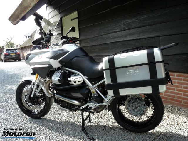 moto-guzzi - stelvio-1200-abs