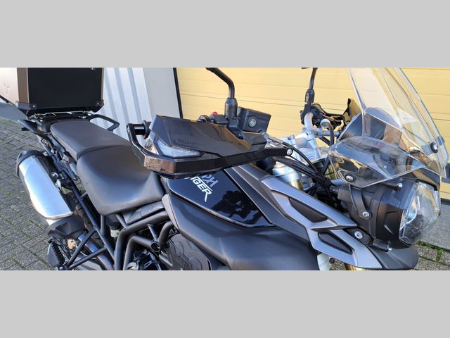 triumph - tiger-800-abs