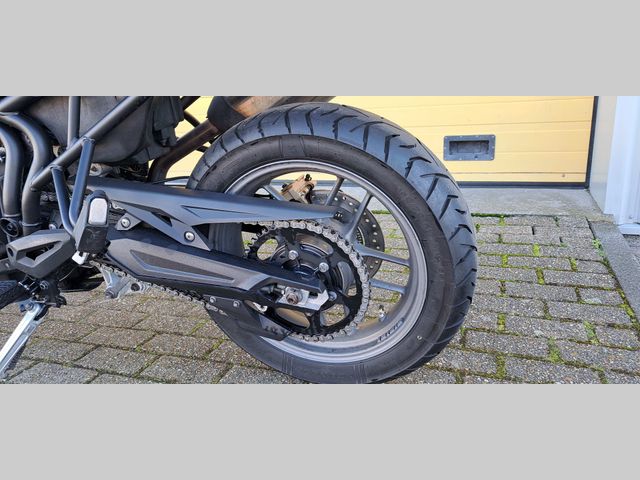 triumph - tiger-800-abs