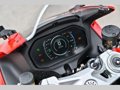 QJMOTOR SRK 921 RR – foto 3