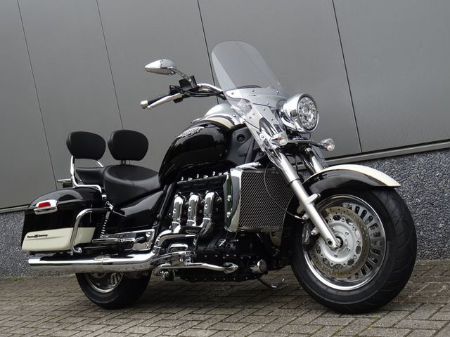 triumph - rocket-iii-touring