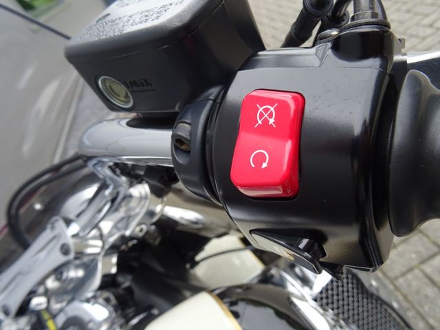 triumph - rocket-iii-touring