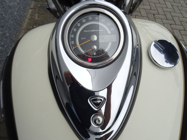 triumph - rocket-iii-touring