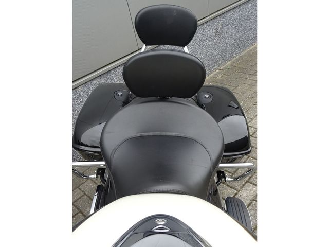 triumph - rocket-iii-touring
