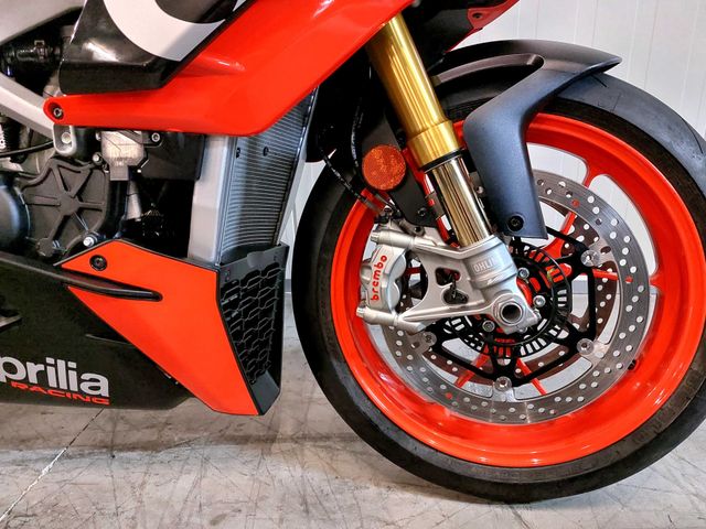 aprilia - tuono-v4-factory