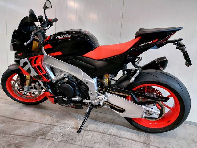 aprilia - tuono-v4-factory