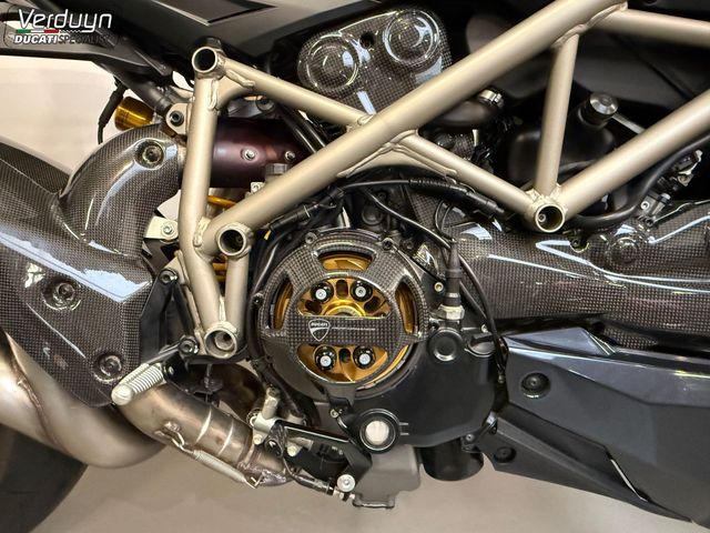 ducati - streetfighter--s-1098