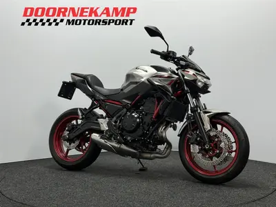 KAWASAKI Z650 – foto 2