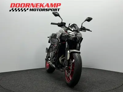 KAWASAKI Z650 – foto 4