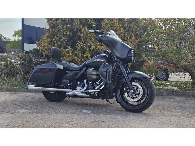 harley-davidson - street-glide-flhx