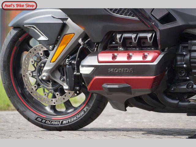 honda - gl-1800-goldwing-bagger-dct