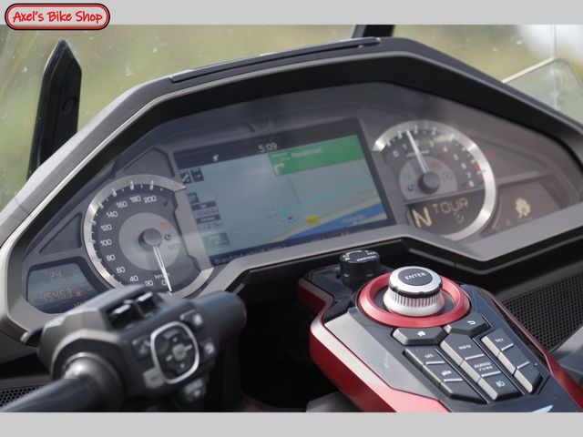 honda - gl-1800-goldwing-bagger-dct