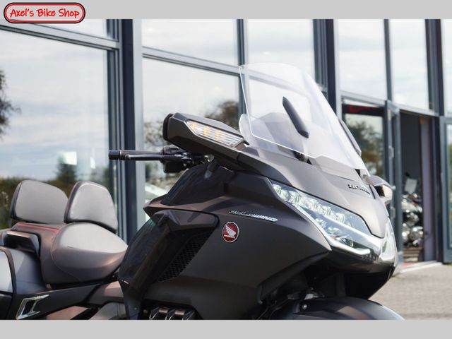 honda - gl-1800-goldwing-bagger-dct