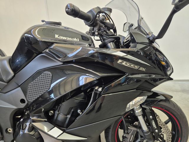 kawasaki - z-1000-sx-tourer-abs