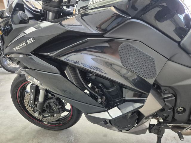 kawasaki - z-1000-sx-tourer-abs