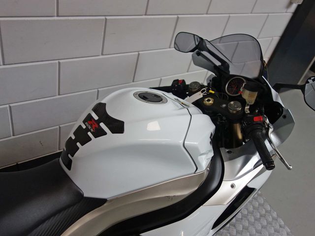 suzuki - gsx-r-1000