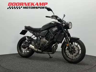 YAMAHA XSR 700 ABS – foto 2
