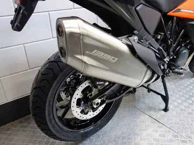 KTM 1390 SUPER ADVENTURE S – foto 4