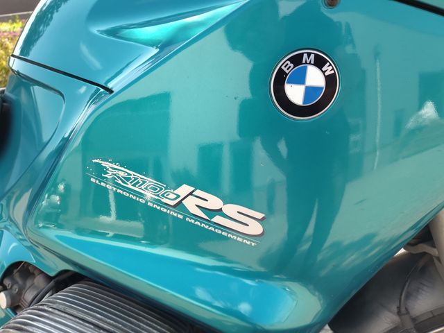 bmw - r-1100-rs