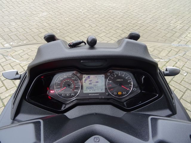 peugeot - metropolis-400