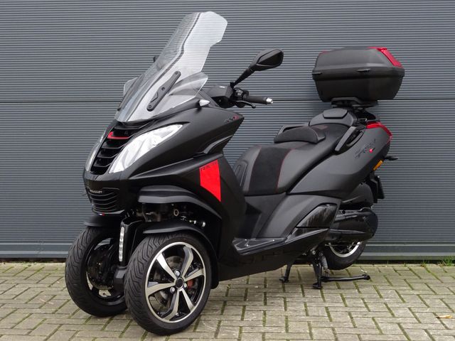 peugeot - metropolis-400