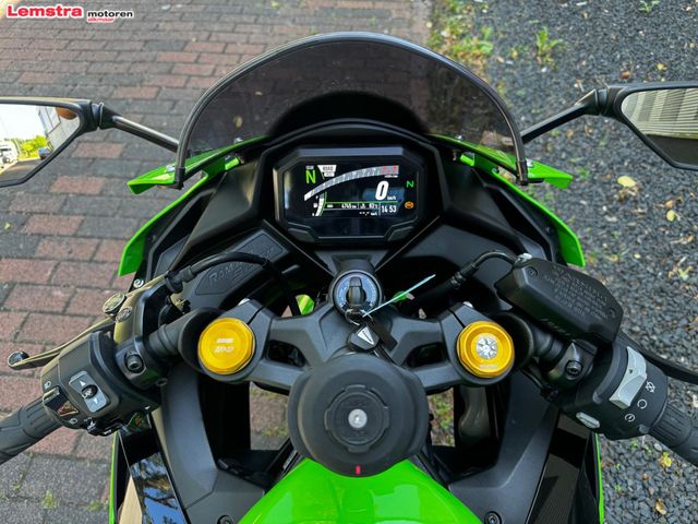 kawasaki - ninja-zx-4rr