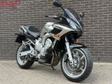 YAMAHA FZS 600 FAZER S