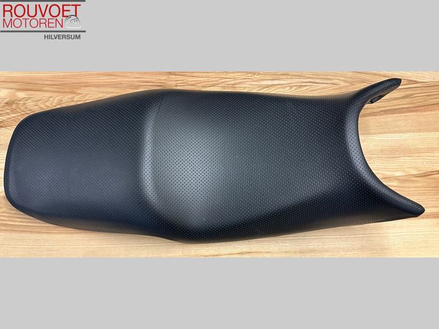 yamaha - fzs-600-fazer-s