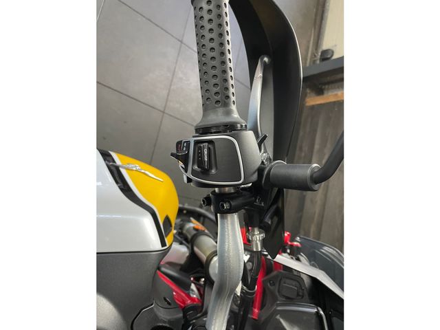 moto-guzzi - v-85-tt