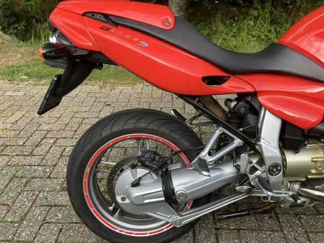 bmw - r-1100-s